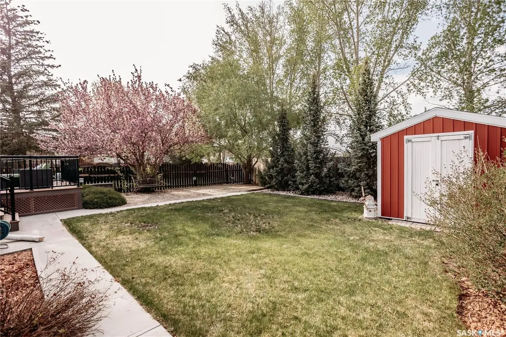 643 Dieppe Drive Weyburn SK S4H 3G4