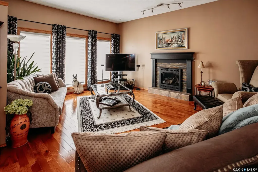 643 Dieppe Drive Weyburn SK S4H 3G4