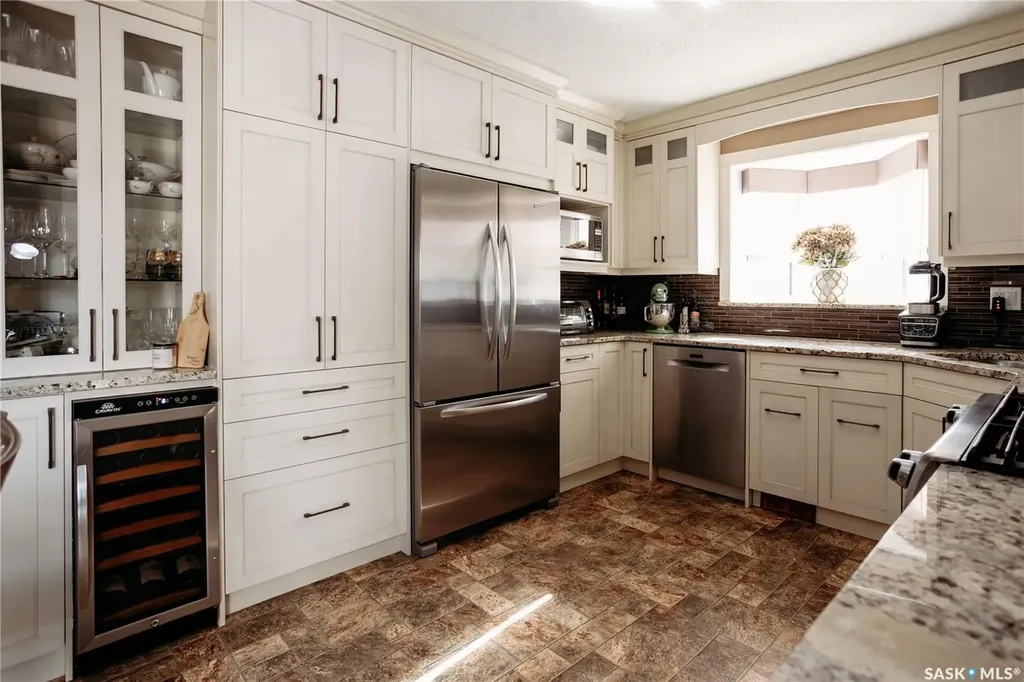 643 Dieppe Drive Weyburn SK S4H 3G4
