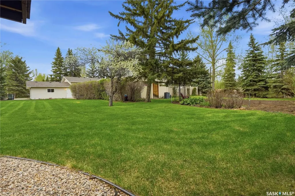 19 Ridgedale Bay White City SK S4L 5B1