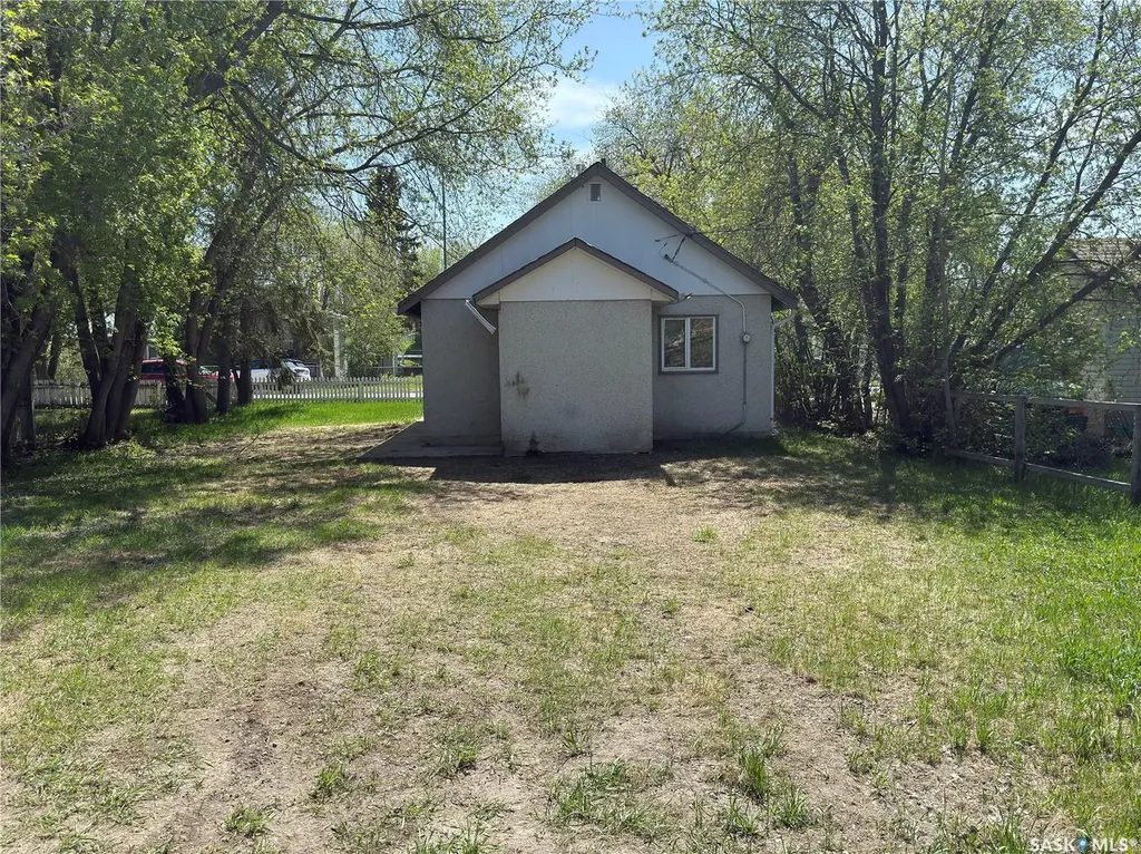 844 13th Street W Prince Albert SK S6V 3H3