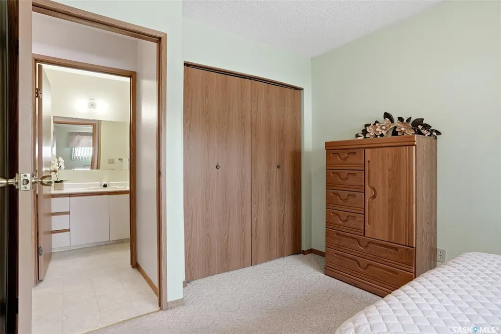 2245 Reynolds Street Regina SK S4V 3N4