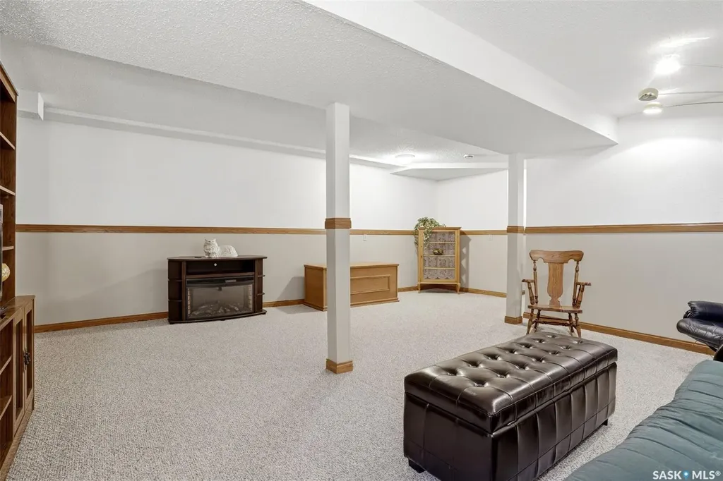 2245 Reynolds Street Regina SK S4V 3N4