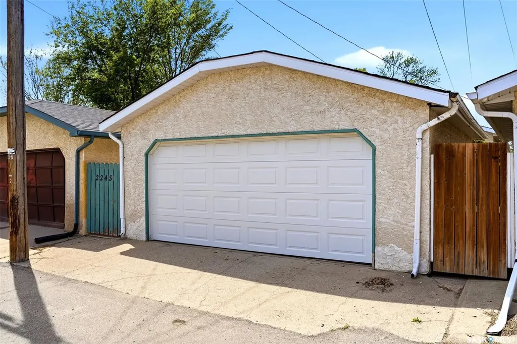 2245 Reynolds Street Regina SK S4V 3N4