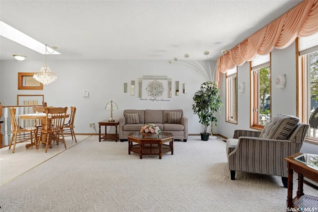 2245 Reynolds Street Regina SK S4V 3N4