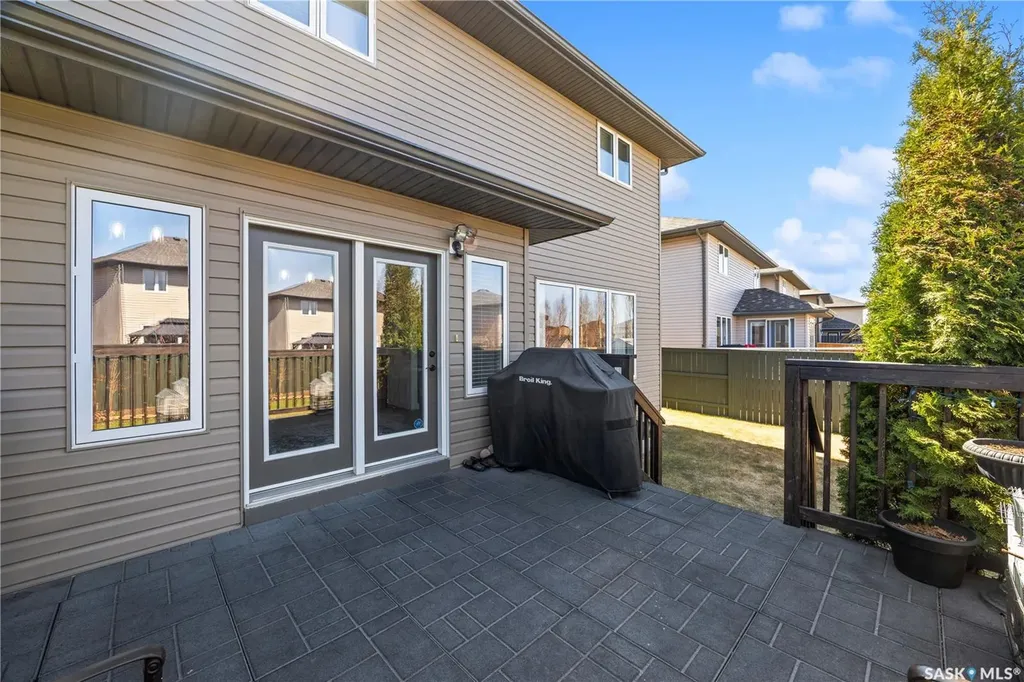 222 Stepney Crescent Saskatoon SK S7T 0A5