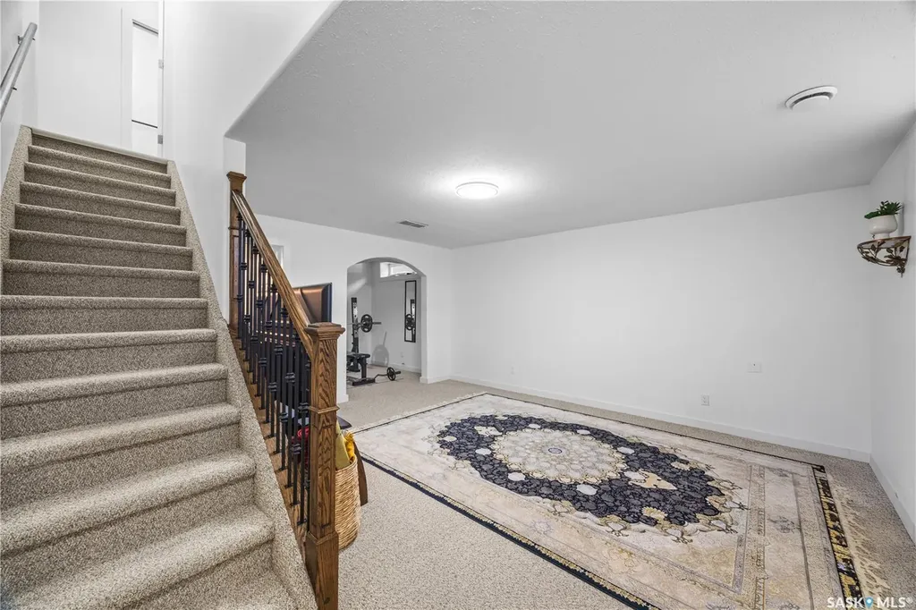 222 Stepney Crescent Saskatoon SK S7T 0A5