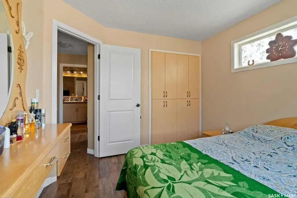 5242 Aerodrome Road Regina SK S4W 0H7