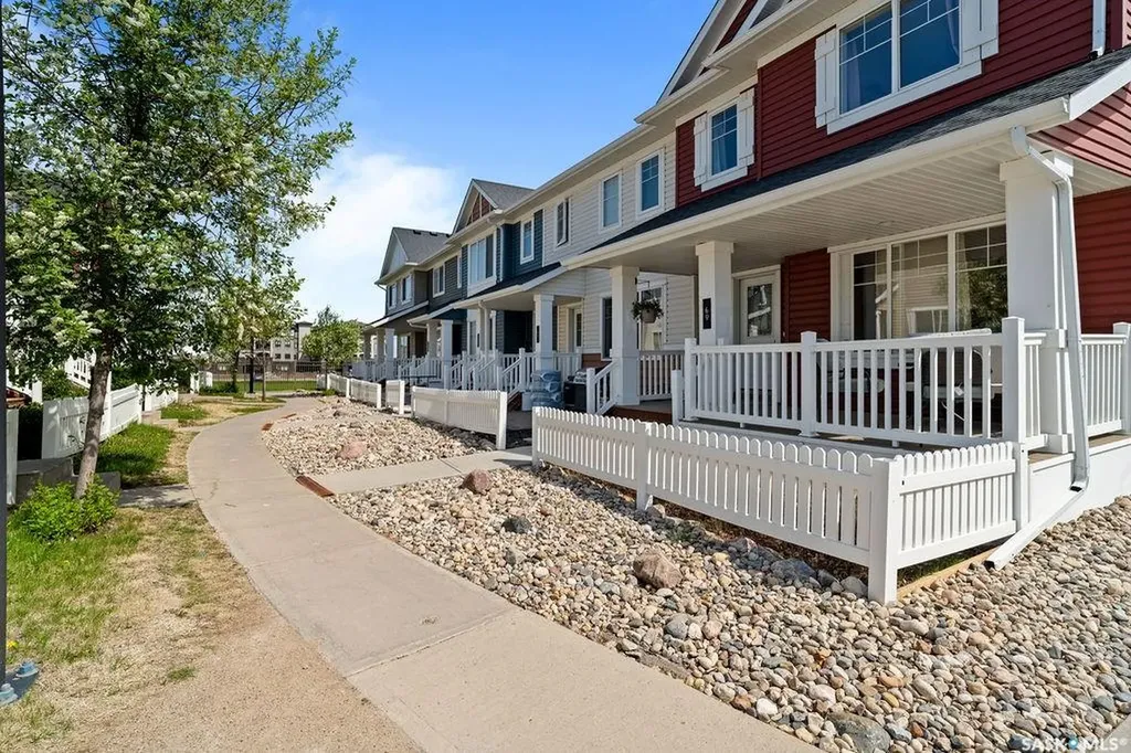 5242 Aerodrome Road Regina SK S4W 0H7