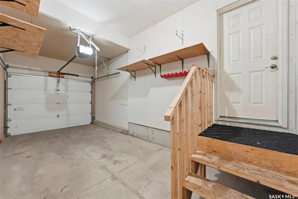 901 4th Street S Martensville SK S0K 2T1