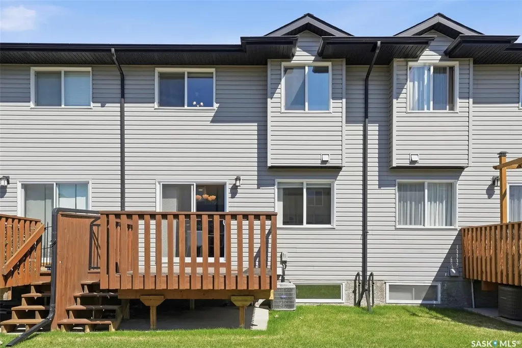 901 4th Street S Martensville SK S0K 2T1