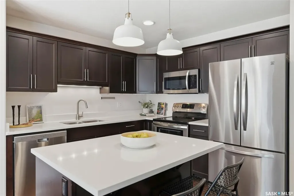 901 4th Street S Martensville SK S0K 2T1