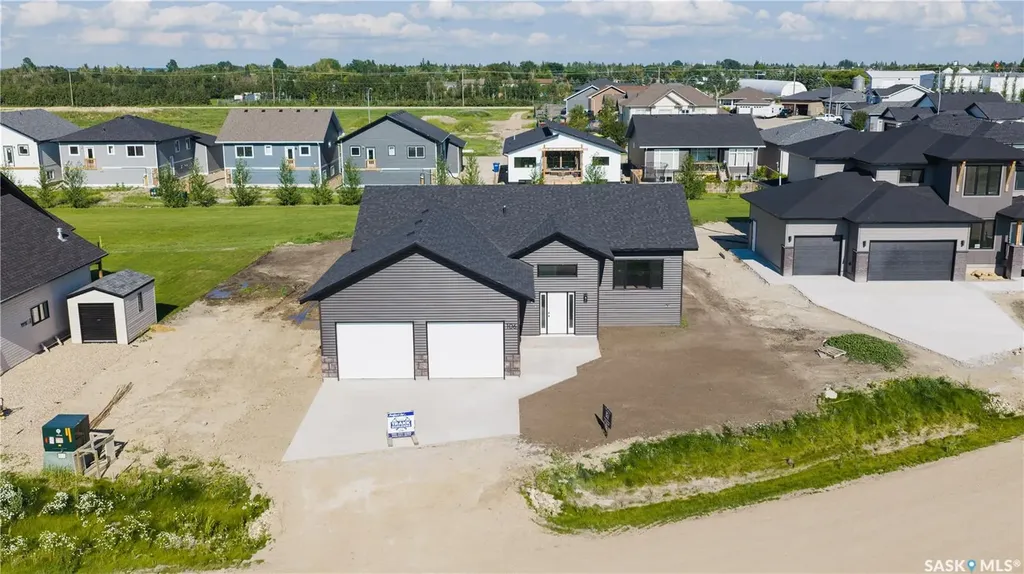 106 Lakewood Drive Humboldt SK S0K 2A0