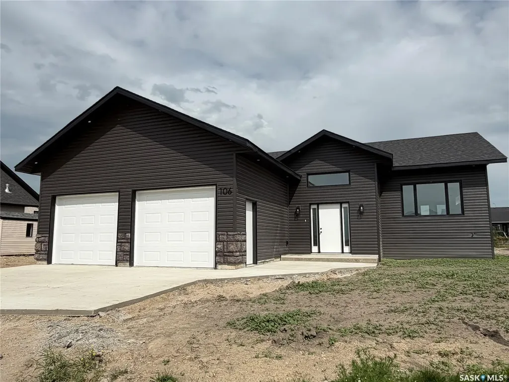 106 Lakewood Drive Humboldt SK S0K 2A0