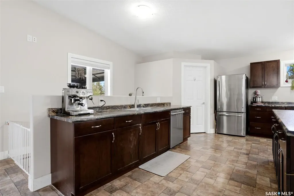 807 Woodward Avenue Indian Head SK S0G 2K0