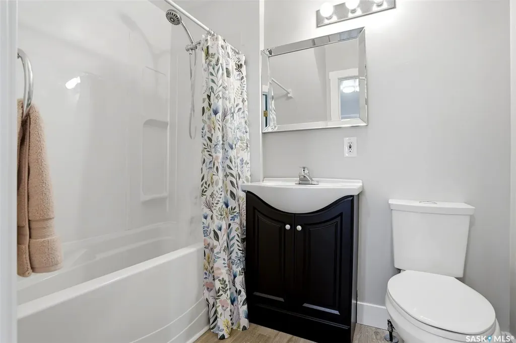 807 Woodward Avenue Indian Head SK S0G 2K0