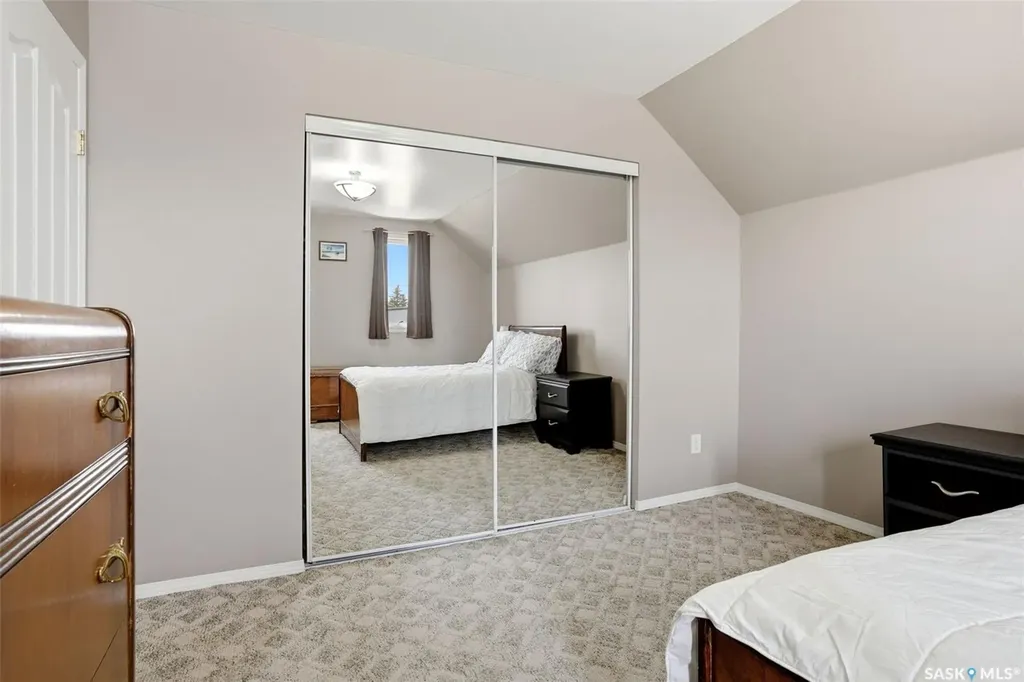 807 Woodward Avenue Indian Head SK S0G 2K0