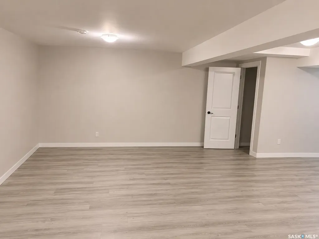 807 Woodward Avenue Indian Head SK S0G 2K0