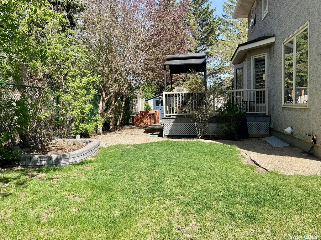 7527 Butler Bay Regina SK S4Y 1B8