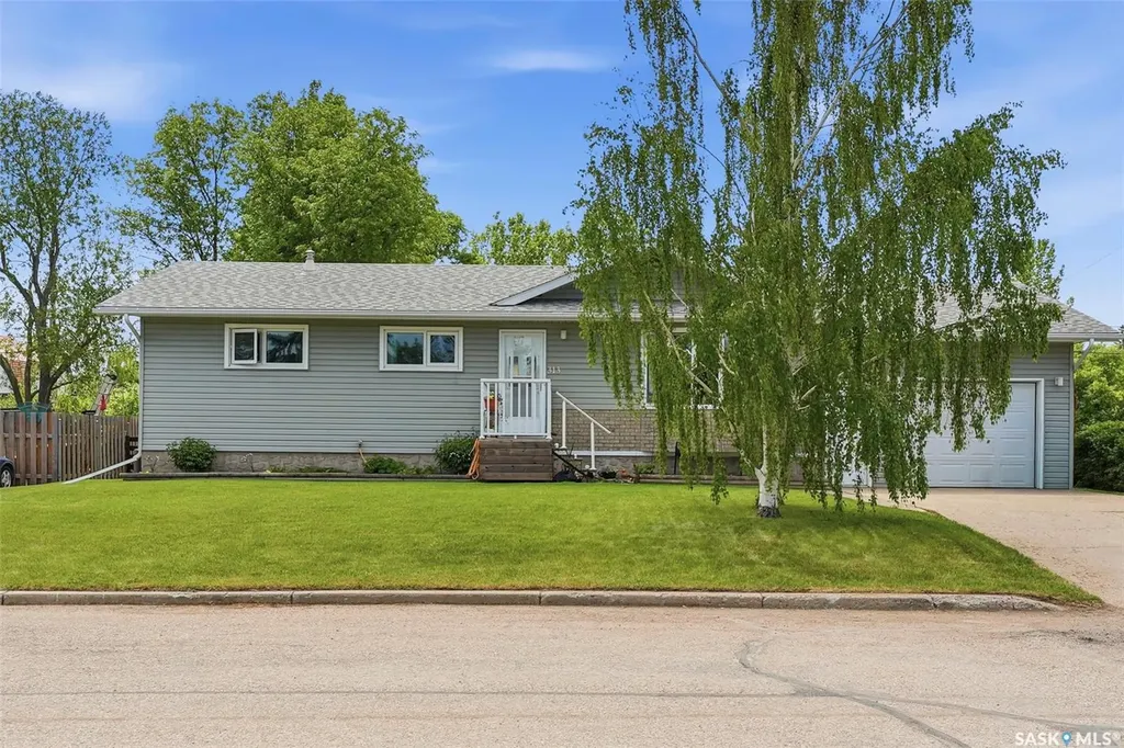 313 7th Avenue W Watrous SK S0K 4T0