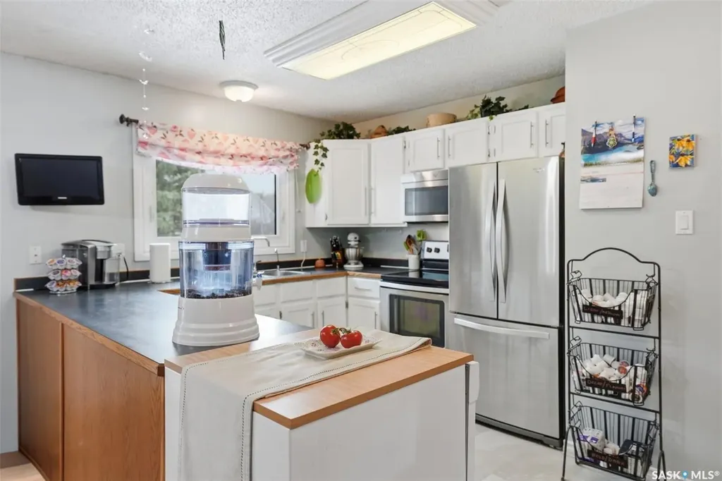 313 7th Avenue W Watrous SK S0K 4T0