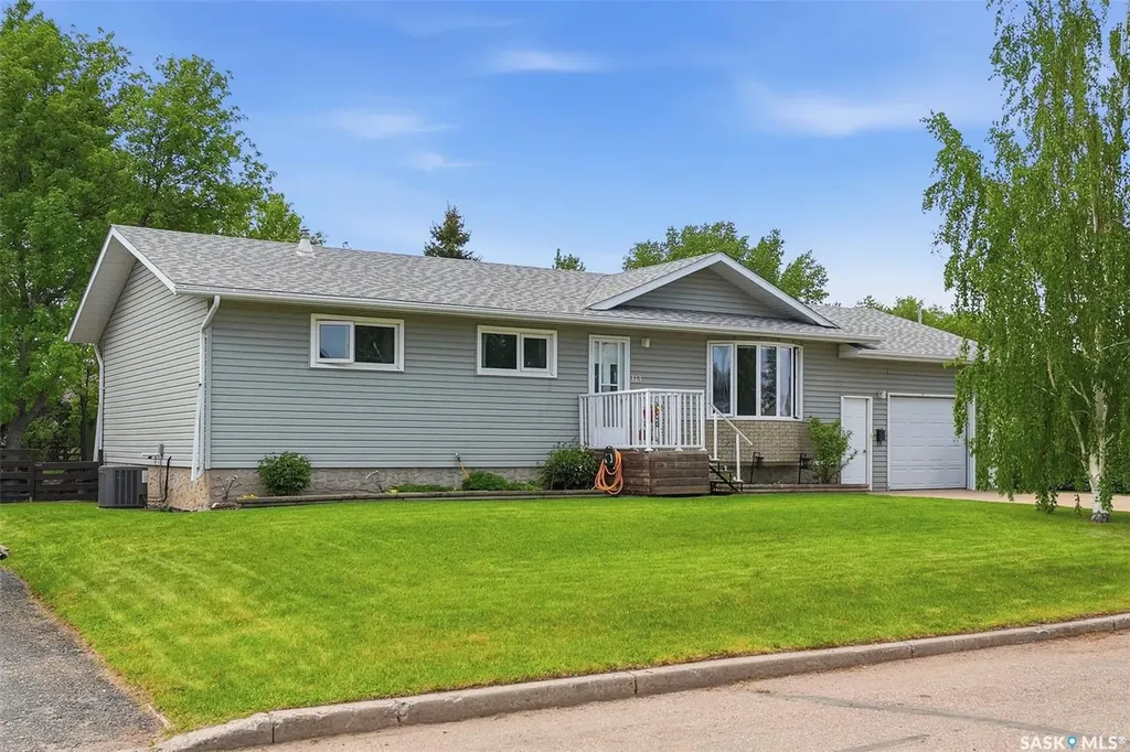 313 7th Avenue W Watrous SK S0K 4T0