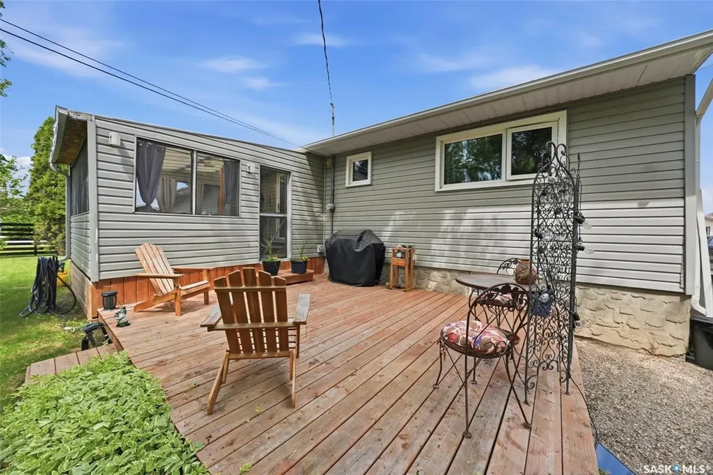 313 7th Avenue W Watrous SK S0K 4T0