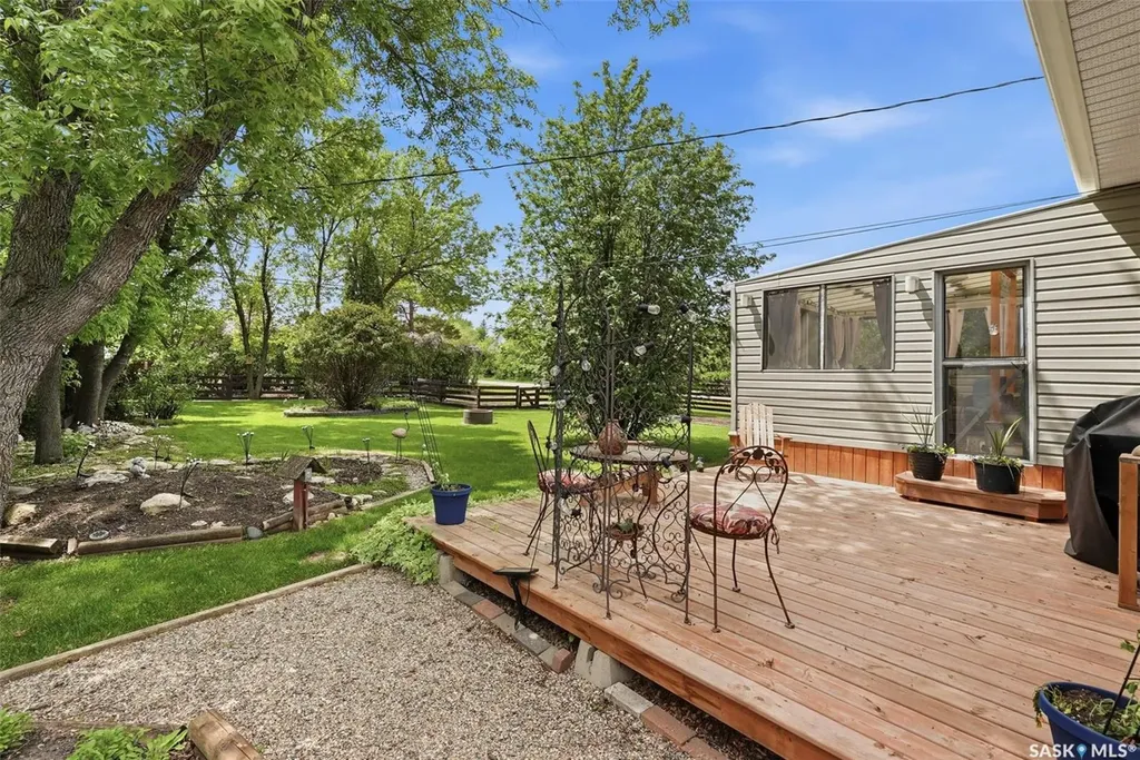 313 7th Avenue W Watrous SK S0K 4T0