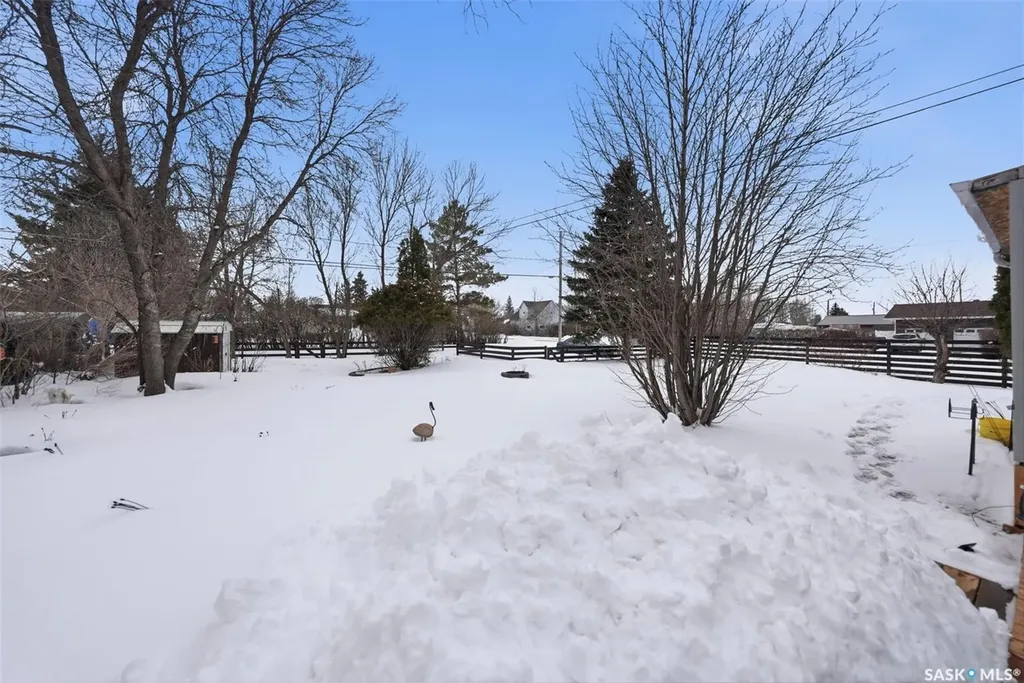 313 7th Avenue W Watrous SK S0K 4T0