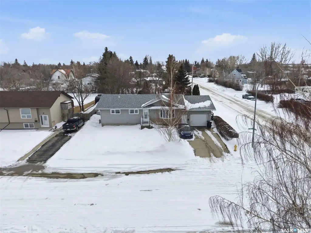 313 7th Avenue W Watrous SK S0K 4T0