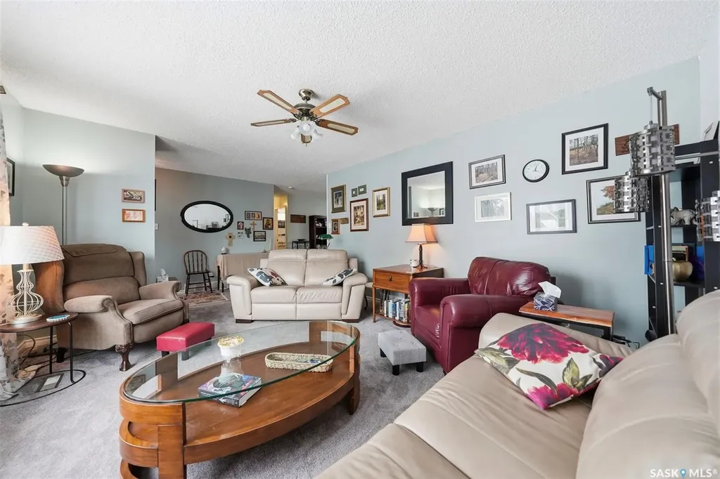 313 7th Avenue W Watrous SK S0K 4T0