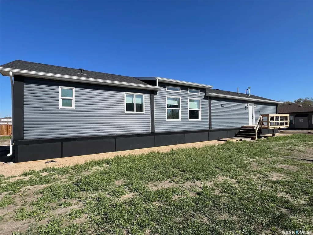 215 1st Street W Meota SK S0M 1X0