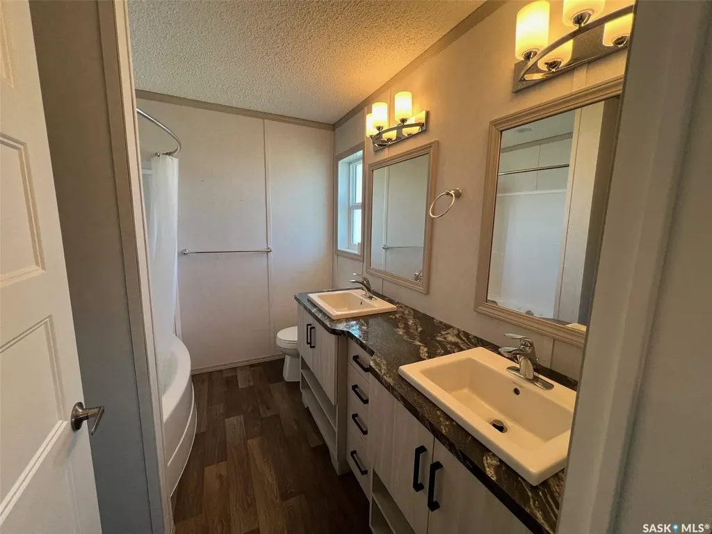 215 1st Street W Meota SK S0M 1X0