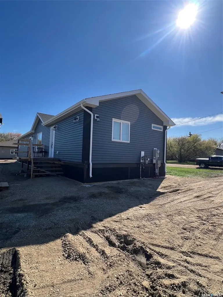 215 1st Street W Meota SK S0M 1X0