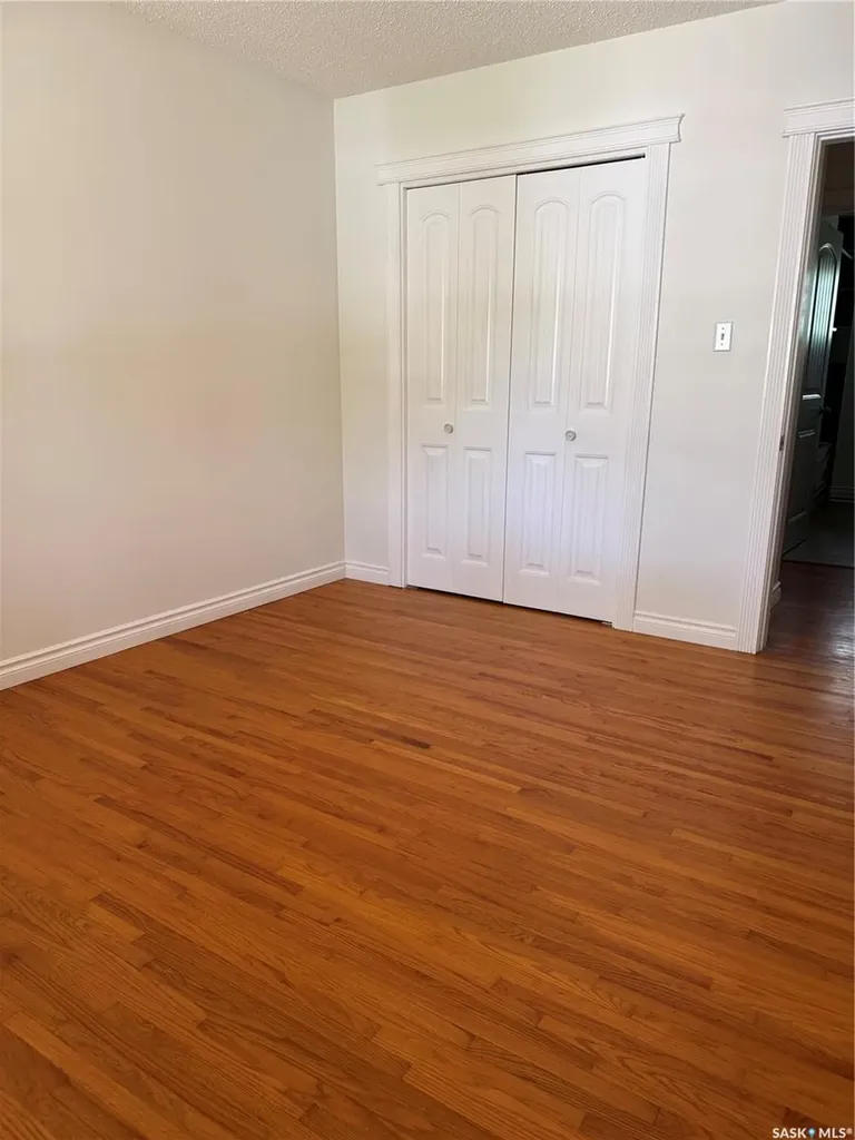 25 Calder Crescent Regina SK S4S 4A5
