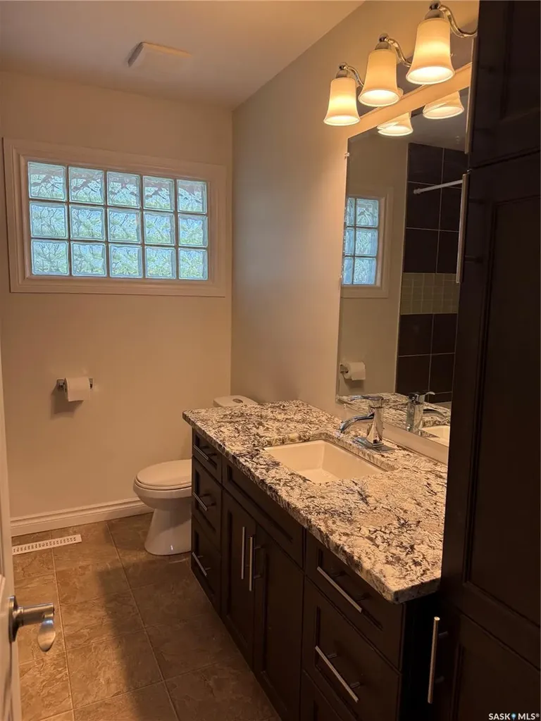 25 Calder Crescent Regina SK S4S 4A5