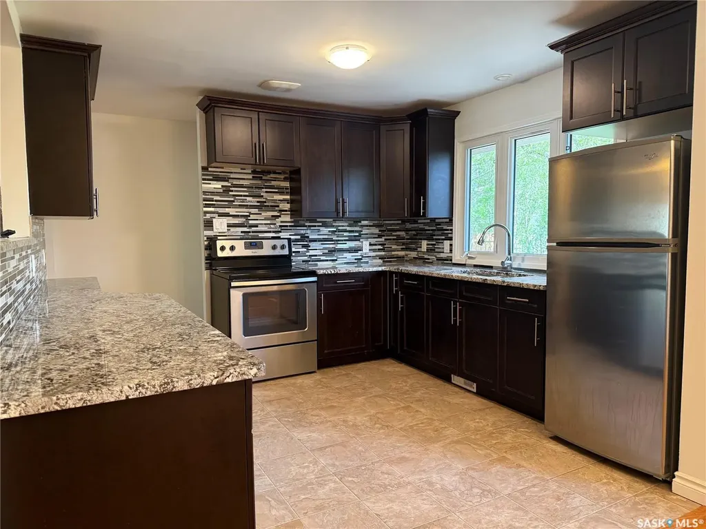 25 Calder Crescent Regina SK S4S 4A5