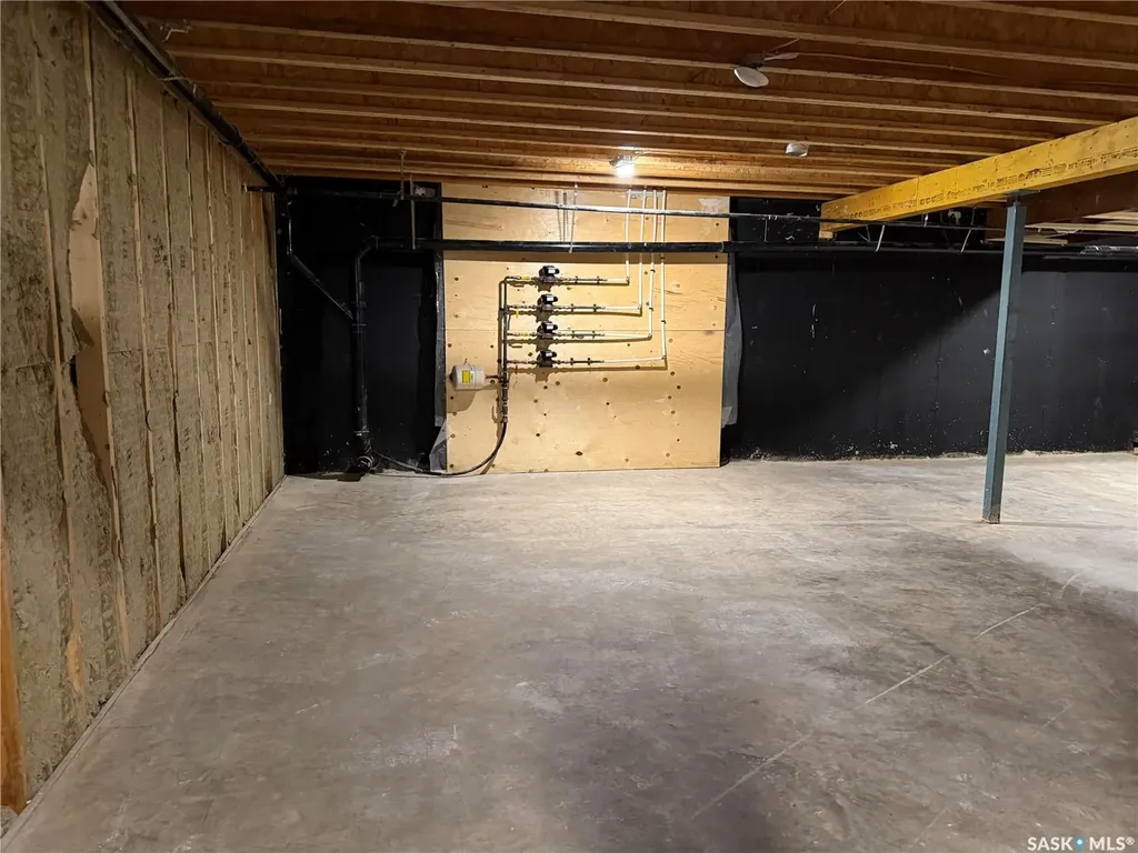 212 Central Street Warman SK S0K 0A1
