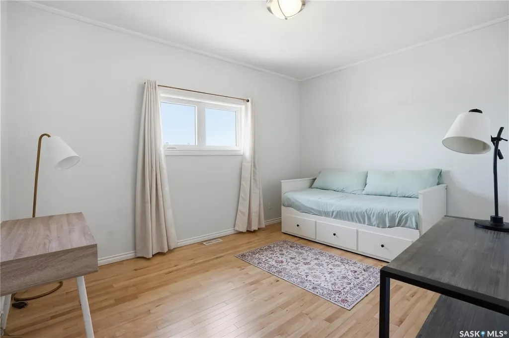 3 Iron Bridge Terrace Moose Jaw SK S6J 0B5