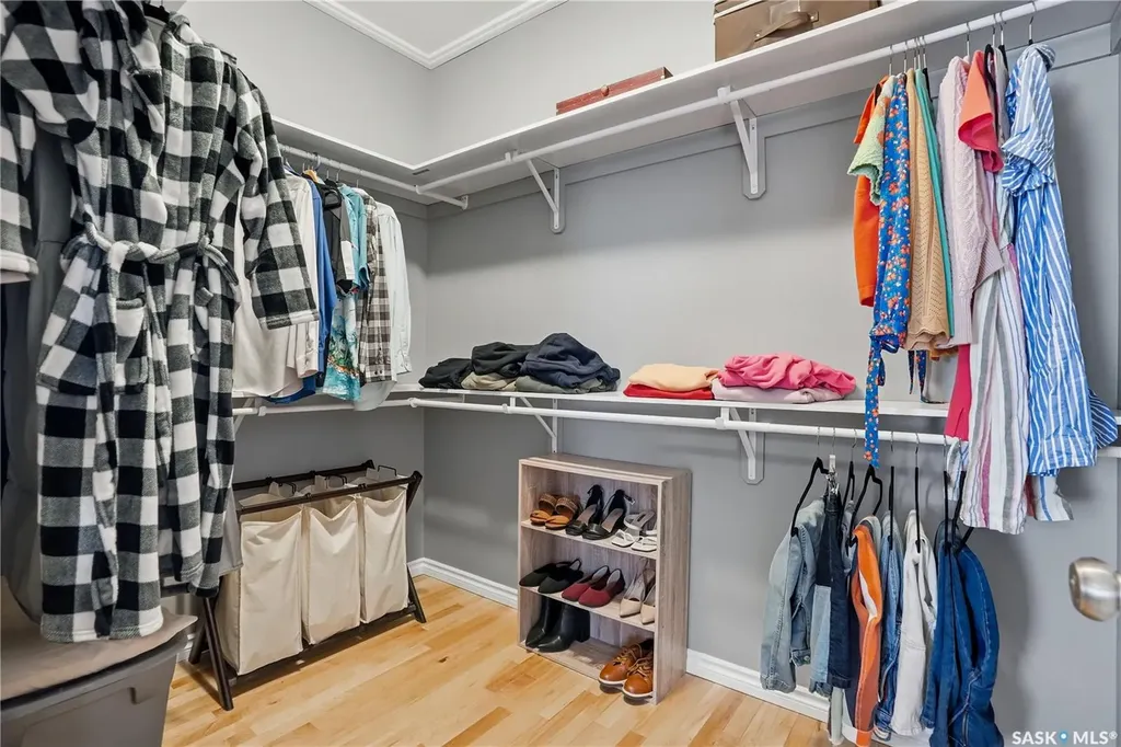 3 Iron Bridge Terrace Moose Jaw SK S6J 0B5