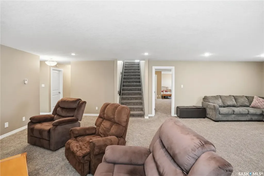 3 Iron Bridge Terrace Moose Jaw SK S6J 0B5