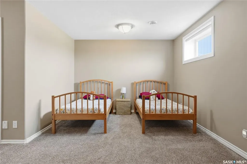3 Iron Bridge Terrace Moose Jaw SK S6J 0B5