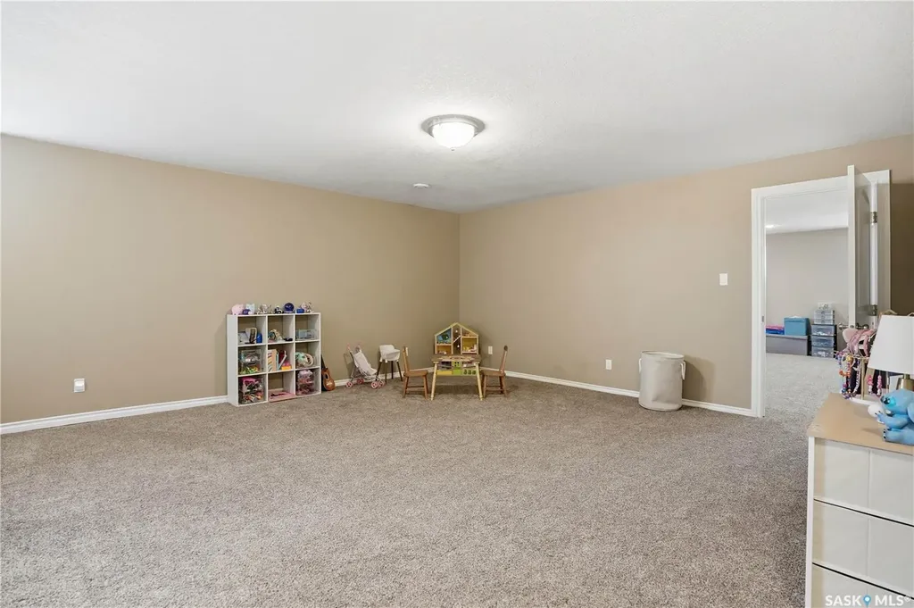 3 Iron Bridge Terrace Moose Jaw SK S6J 0B5