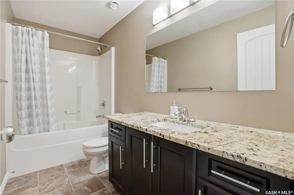 3 Iron Bridge Terrace Moose Jaw SK S6J 0B5