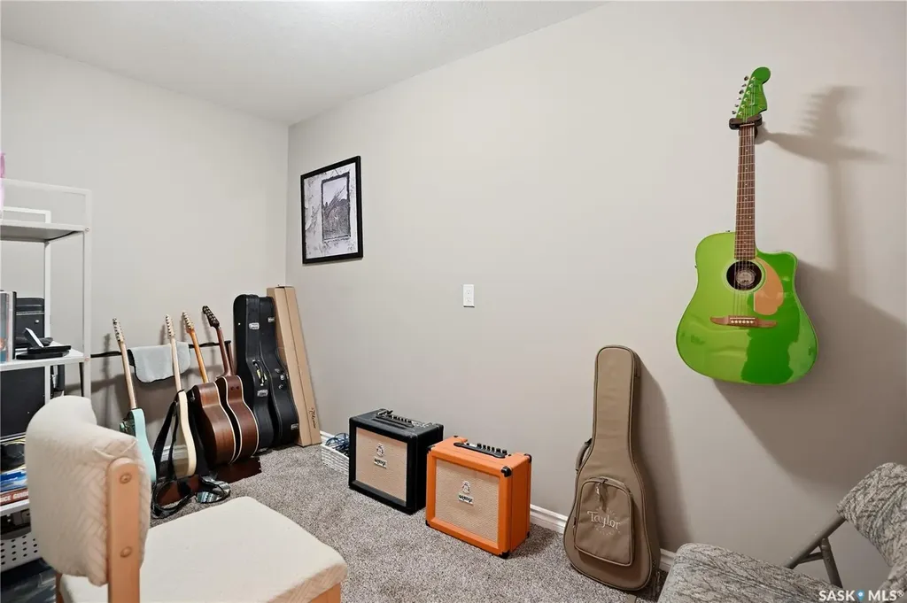 3 Iron Bridge Terrace Moose Jaw SK S6J 0B5