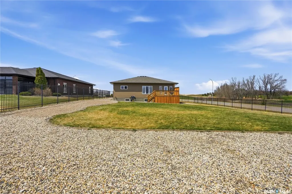 3 Iron Bridge Terrace Moose Jaw SK S6J 0B5