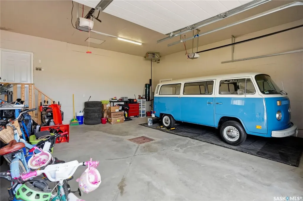 3 Iron Bridge Terrace Moose Jaw SK S6J 0B5