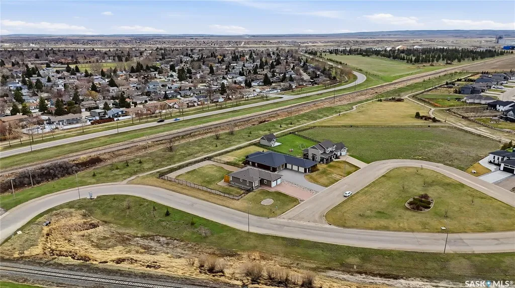 3 Iron Bridge Terrace Moose Jaw SK S6J 0B5
