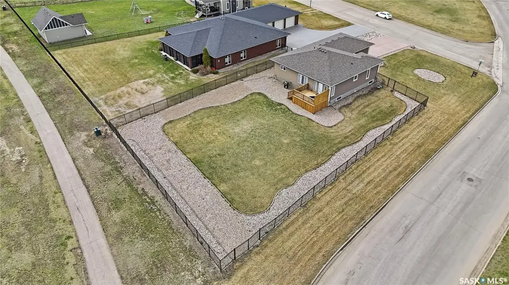 3 Iron Bridge Terrace Moose Jaw SK S6J 0B5