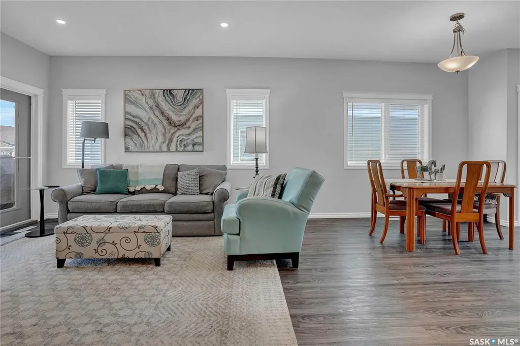1015 Bradley Street Moose Jaw SK S6H 5Y4